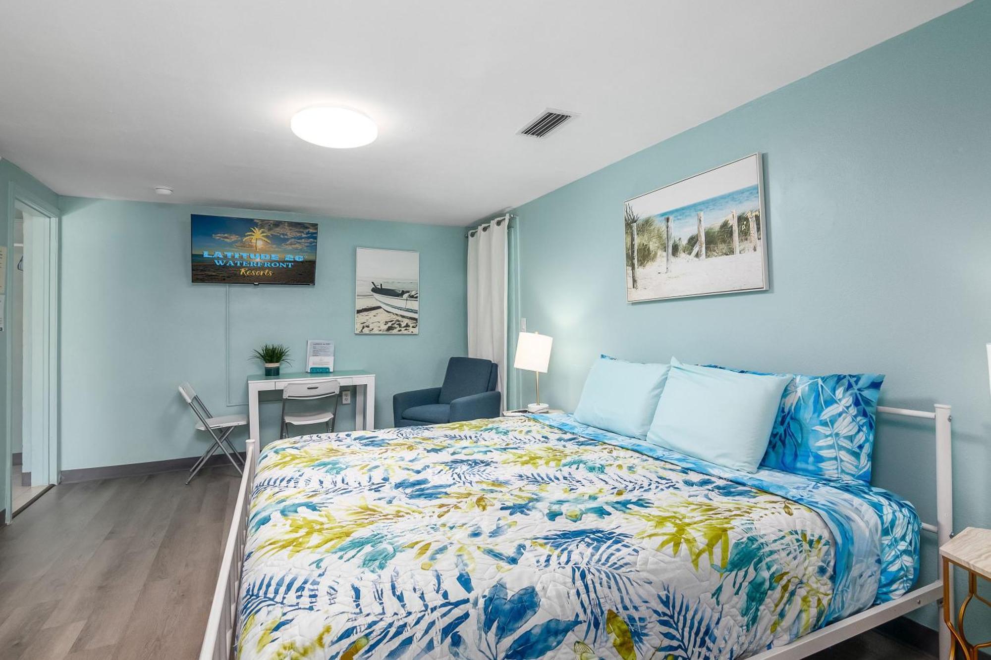Latitude 26 Waterfront Boutique Resort - ฟอร์ตมายเยอร์สบีช ภายนอก รูปภาพ